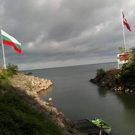 Вила За Гости Бранко И Приятели Rezovo Luaran gambar
